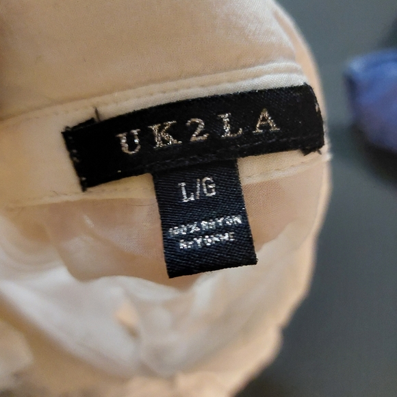 UK2LA large white button down - Picture 2 of 3